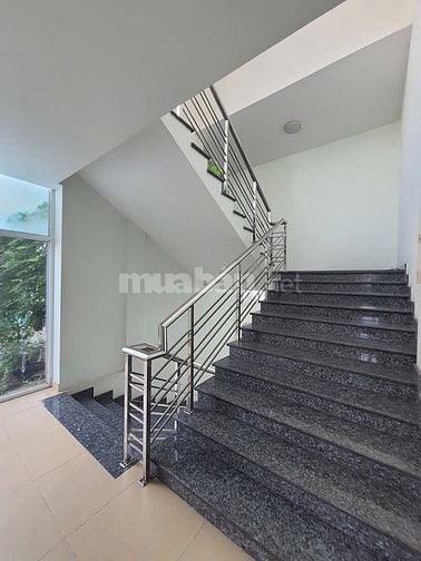 Bán tòa nhà Mặt tiền số P. Tăng Nhơn Phú B, (Q. 9 cũ), Thủ Đức 