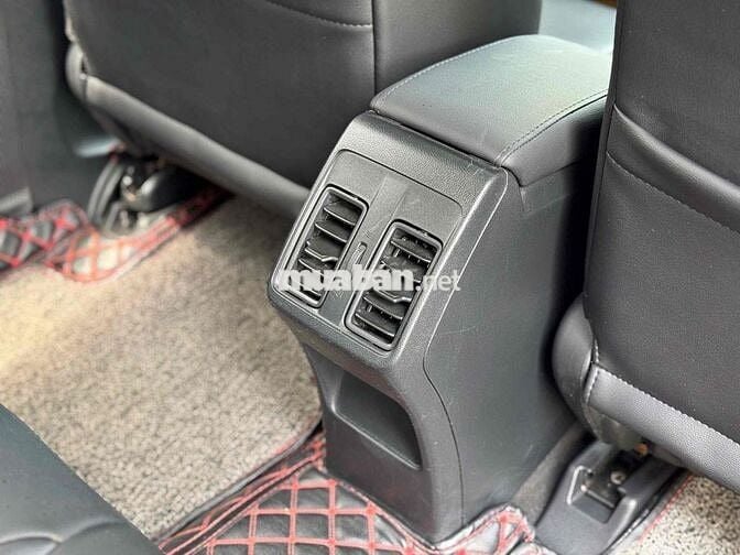 Honda City 2015 model 2016 1.5 CVT - 118000 km