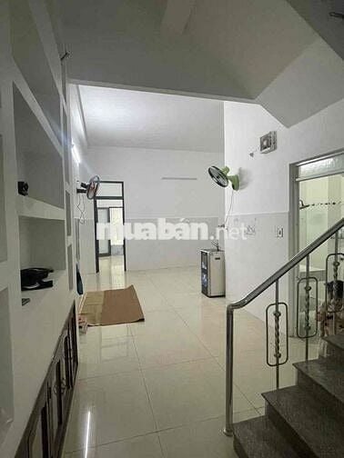 Cho thuê nhà mặt tiền Kinh Doanh Huy Cận