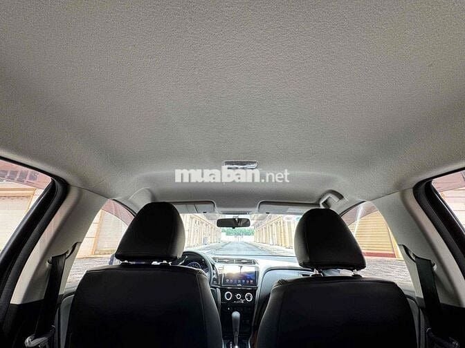 Honda City 2015 model 2016 1.5 CVT - 118000 km