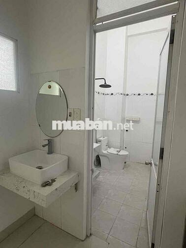 Cho thuê nhà mặt tiền Kinh Doanh Huy Cận