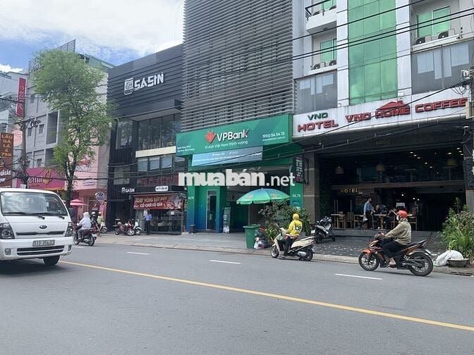 MẶT TIỀN NGUYỄN GIA TRÍ (D2), BÌNH THẠNH – TRỆT 5 LẦU THANG MÁY