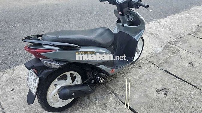 Xe Vision còn tốt , áo mới sơn.