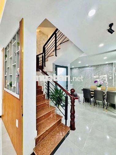 Cho thuê nhà nguyên căn núp Mt đừong số 4