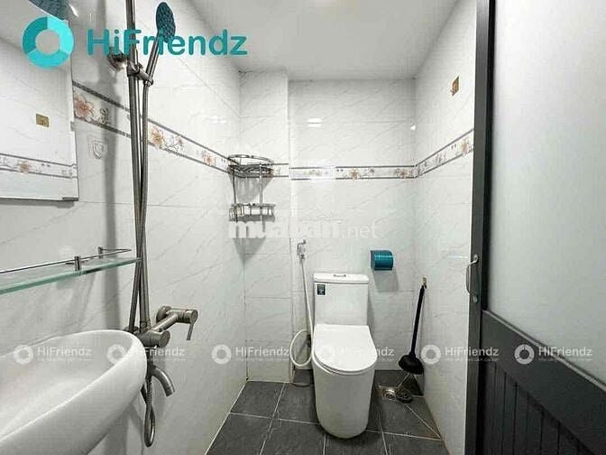 Phòng Trọ Có Máy Lạnh Gác Ko Giới Hạn Người Ở Gần Văn Lang