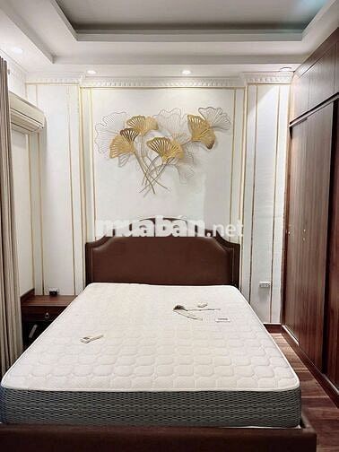 CẦN BÁN NHÀ CỔ LINH LONG BIÊN HÀ NỘI.