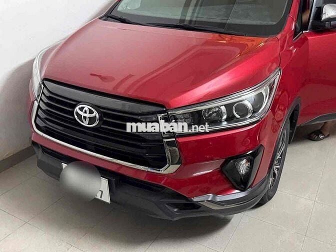 Toyota Innova 2020 Venturer - 7c tự động 34.000 km