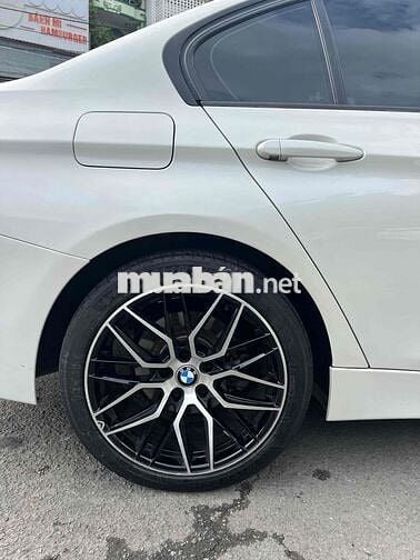 BMW 320i biển tp chính chủ