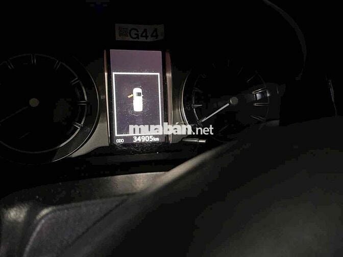 Toyota Innova 2020 Venturer - 34000 km 7c tự động