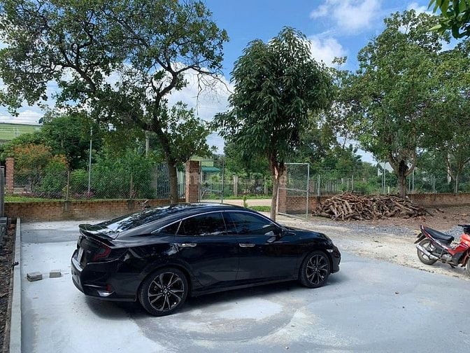 Nhà CẤP 4 gần Thị Trấn Định Quán đá ba chồng DT; 30 x 240m Thổ cư 300m