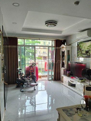 Bán căn hộ tầng trệt Newsaigon HAGL3