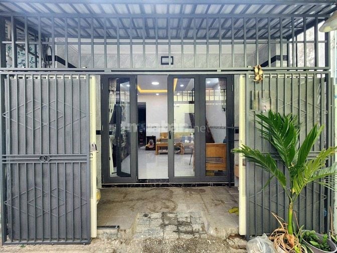 Kinh doanh thua lỗ bán gấp 63m2,1 trệt 2 lầu,SHR,970tr,Quang trung,GV