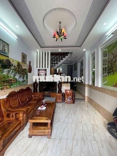 Bán nhà 72m2 sổ riêng tại chợ Tân Long, Tân đông hiệp, bình dương