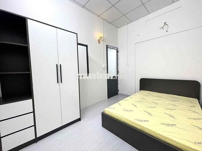 CĂN 2 PHÒNG NGỦ FULL NỘI THẤT - NGAY CV LÊ THỊ RIÊNG