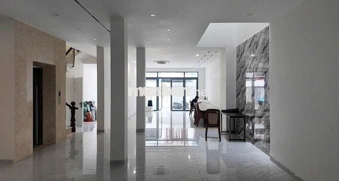 RẺ QUÁ–CHỈ 14 TỶ -MTKD Bàu Cát- DT 4x14m- 4 tầng-Thang máy đẹp ở ngay