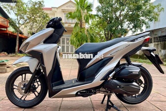 VARIO 150i 2018 nhập indo màu Bạc Nhám Máy Zin