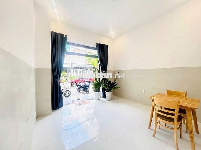 TRỐNG SẴN MB VP MỚI 100% FULL NỘI THẤT NGAY ĐÔNG Á KIẾN TRÚC