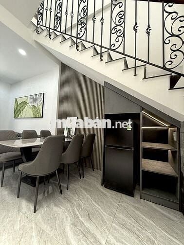 CHO THUÊ  NHÀ NGUYÊN CĂN VILLA GIÁ 15TR, 3 PN GẦN CẦU NGUYỄN HOÀNG