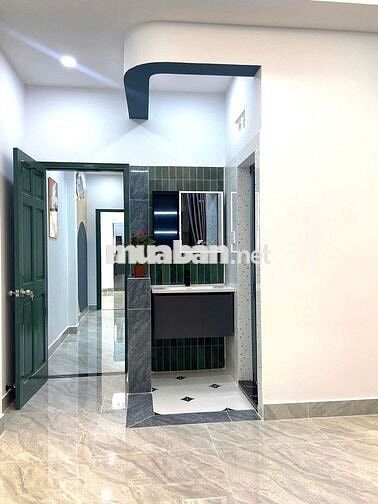 RẺ QUÁ–CHỈ 14 TỶ -MTKD Bàu Cát- DT 4x14m- 4 tầng-Thang máy đẹp ở ngay