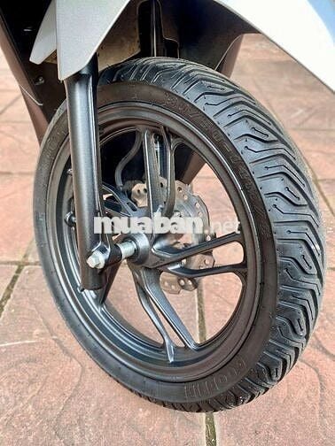 VARIO 150i 2018 nhập indo màu Bạc Nhám Máy Zin