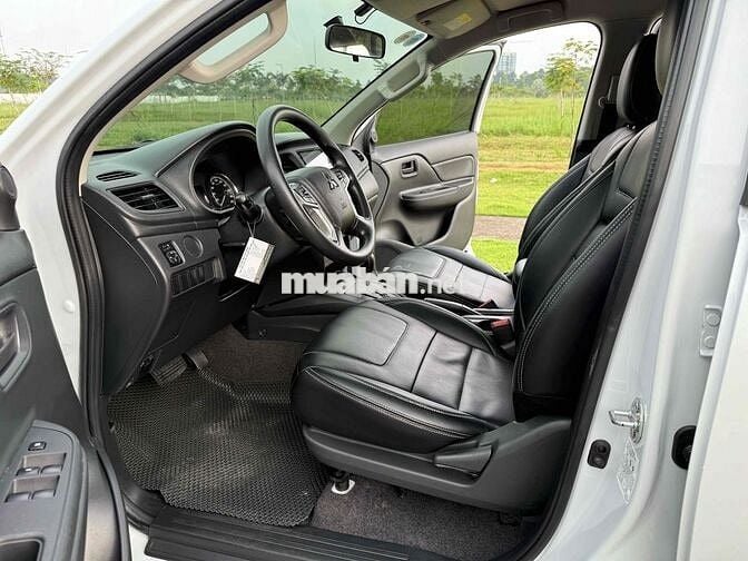 Mitsubishi Triton 2023 đk 5/2024 tự động mới tinh