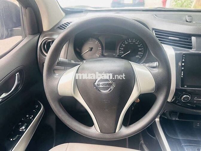 Nissan Navara NP300 EL 4x2 AT, sản xuất năm 2018