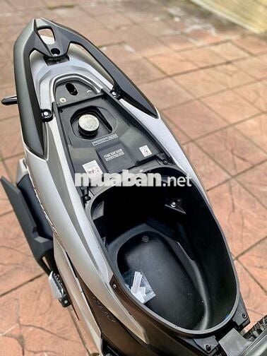 VARIO 150i 2018 nhập indo màu Bạc Nhám Máy Zin
