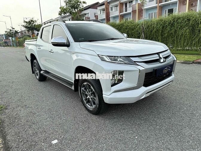 Mitsubishi Triton 2023 đk 5/2024 tự động mới tinh