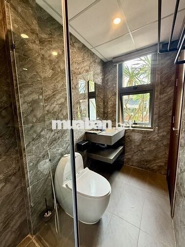 CHO THUÊ  NHÀ NGUYÊN CĂN VILLA GIÁ 15TR, 3 PN GẦN CẦU NGUYỄN HOÀNG