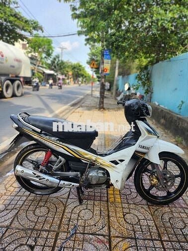 Yamaha Sirius Trắng đen đã sử dụng