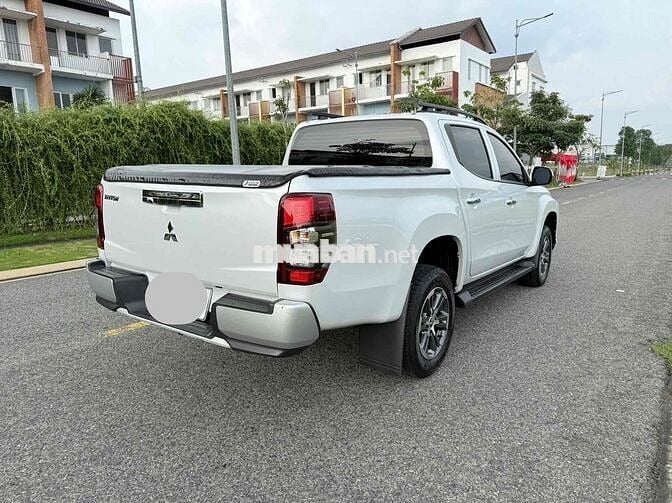 Mitsubishi Triton 2023 đk 5/2024 tự động mới tinh