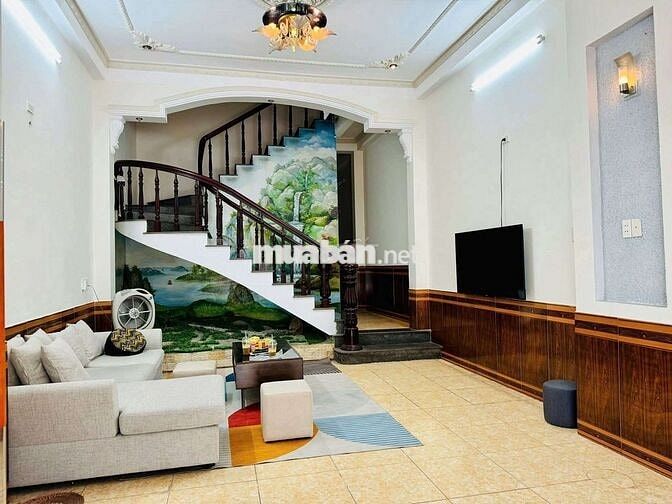 🛑 CHO THUÊ NHÀ 3 TẦNG ĐƯỜNG: HÀN THUYÊN - 3PN - 3WC - CÓ NỘI THẤT