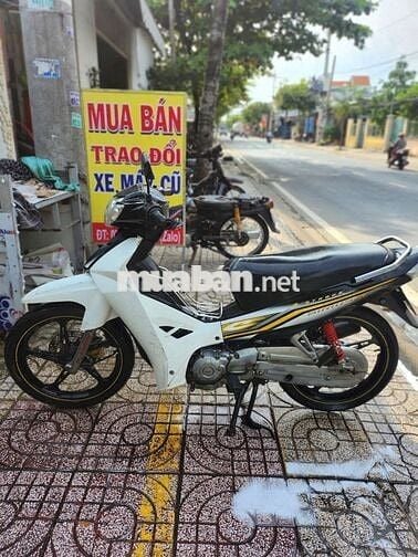 Yamaha Sirius Trắng đen đã sử dụng