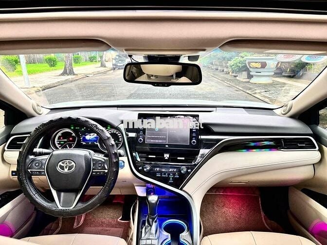 Toyota Camry 2023 2.5HV - 46821 km