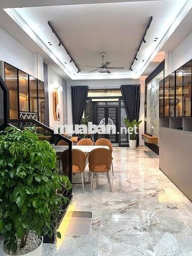 RẺ QUÁ–CHỈ 14 TỶ -MTKD Bàu Cát- DT 4x14m- 4 tầng-Thang máy đẹp ở ngay