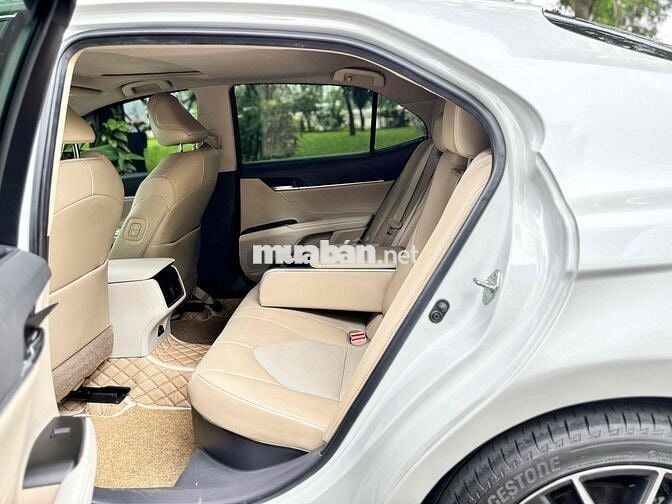 Toyota Camry 2023 2.5HV - 46821 km