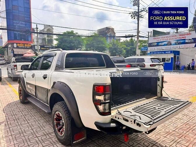 Ford Ranger XLS AT 4x2 2018 Trắng