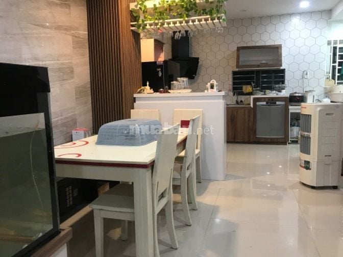 Nhà bán trung tâm thanh khê đường 5.5 vỉa hè 3m