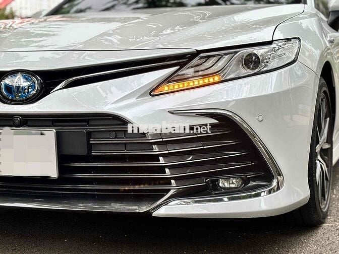 Toyota Camry 2023 2.5HV - 46821 km