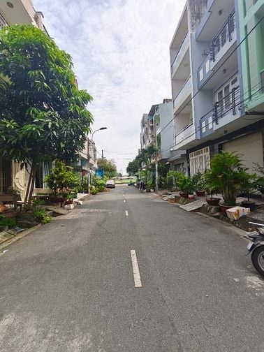 Mặt tiền 19 đường 80 KDC Bình Phú 4x15 3 lầu