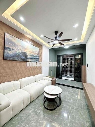 TT HAI BÀ TRƯNG _ THÔNG CÁC PHỐ_ 5 tầng _ 6 phòng ngủ