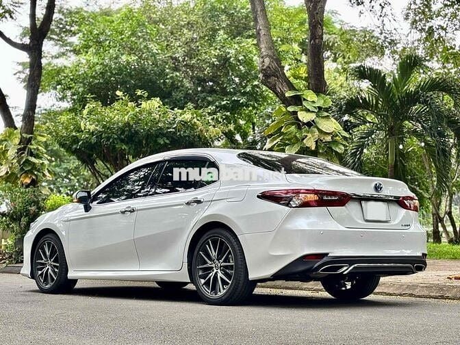 Toyota Camry 2023 2.5HV - 46821 km