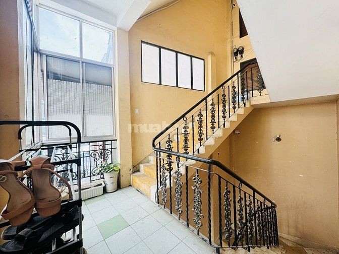 Giá rẻ, 165m2( 11 x 15m ) hẻm 8m Nguyễn Thái Bình khu K300 - 4 Tầng 