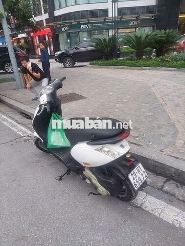 Bán xe Zip mầu trắng của Piaggio chính chủ