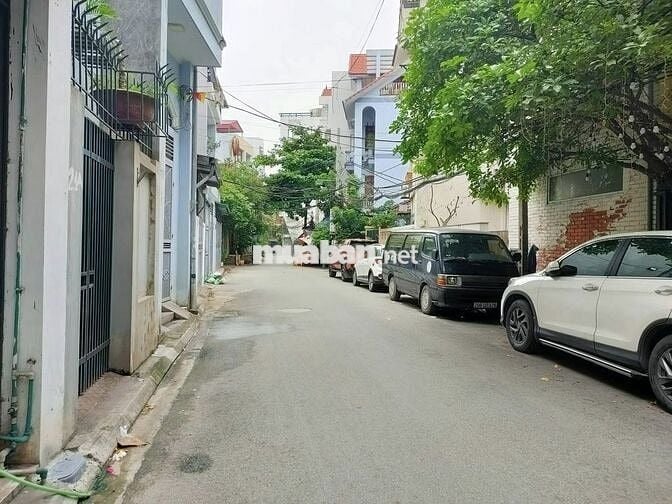 HIẾM ĐẤT VÀNG XUÂN ĐỈNH 200M2 XÂY CHDV NGÕ Ô TÔ GIÁ 38 TỶ