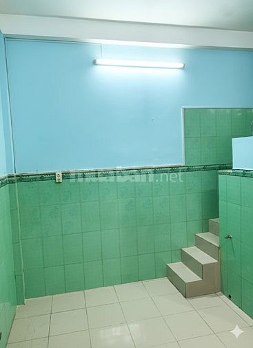 Nhà 1 trệt 1 lầu 32m2 gần chợ và trường học có camera an ninh 24/7