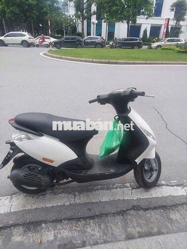 Bán xe Zip mầu trắng của Piaggio chính chủ
