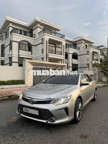 Toyota Camry 2016 2.5Q - 120000 km