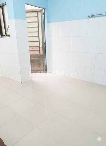 Nhà 1 trệt 1 lầu 32m2 gần chợ và trường học có camera an ninh 24/7