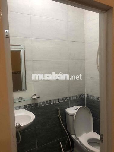 Nhà đẹp, kiên cố, khu tiện ích trung tâm, 5PN, 6WC